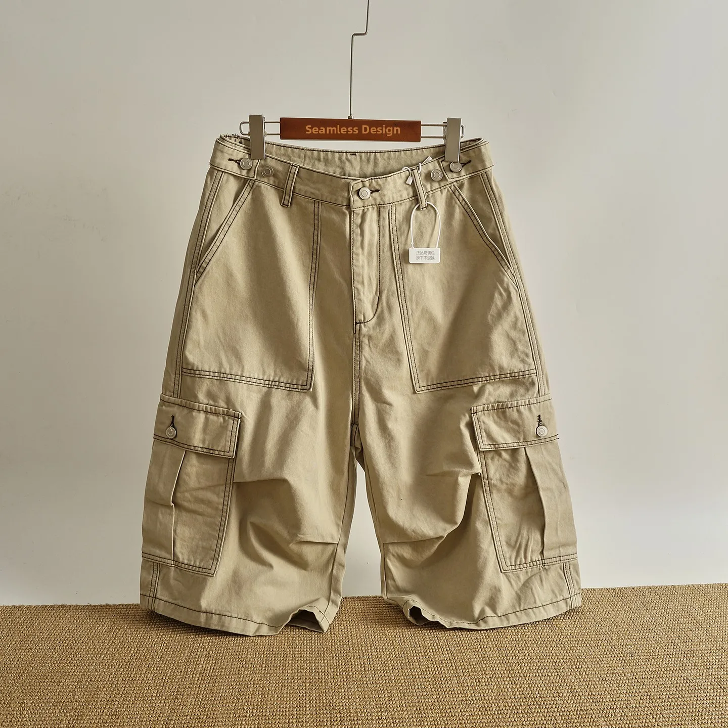 Vintage Washed Cotton Workwear Wide Leg Pants Men's Trousers with Big Pockets Adjustable Double Buckle Outdoor Casual Pants
Vintage Washed Cotton Workwear Wide Leg Pants Men's Trousers with Big Pockets Adjustable Double Buckle Outdoor Casual Pants