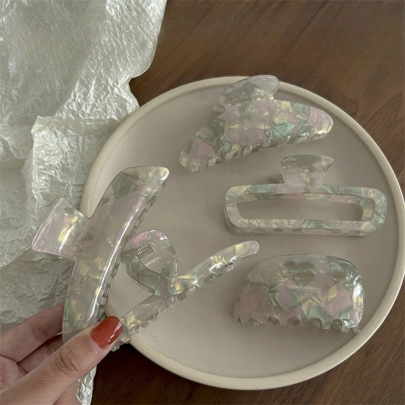 Acetate shark clip women's summer half hairpin on the back of the head Korean temperament hairpin headwear
Acetate shark clip women's summer half hairpin on the back of the head Korean temperament hairpin headwear