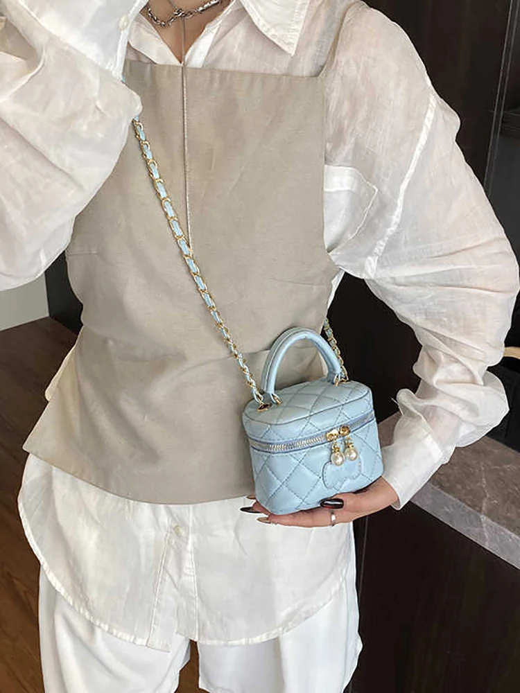 High-end Diamond Lattice Handbags Women New Pearl Zipper Versatile Commute Chain Crossbody Bags Luxury Designer Mini Lipstic Bag
High-end Diamond Lattice Handbags Women New Pearl Zipper Versatile Commute Chain Crossbody Bags Luxury Designer Mini Lipstic Bag