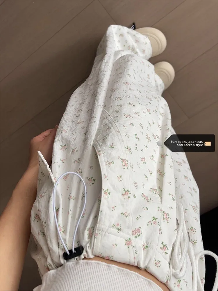 Large Size Korean Style White Floral Print Work Pants Women's Summer New Design High Waist Loose Wide Leg Casual Trousers
Large Size Korean Style White Floral Print Work Pants Women's Summer New Design High Waist Loose Wide Leg Casual Trousers