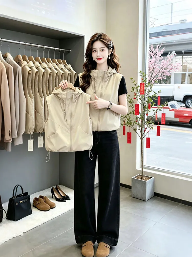 Fashionable Casual Summer Vest Women's 2026 New Style Breathable Lightweight Loose Fit Hooded Zipper Closure Multifunctional ...
Fashionable Casual Summer Vest Women's 2026 New Style Breathable Lightweight Loose Fit Hooded Zipper Closure Multifunctional ...