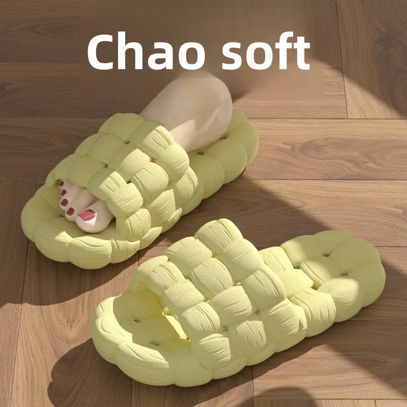 New style family bathroom slippers, indoor anti-slip unisex solid color openwork soft-soled slippers for men and women
New style family bathroom slippers, indoor anti-slip unisex solid color openwork soft-soled slippers for men and women