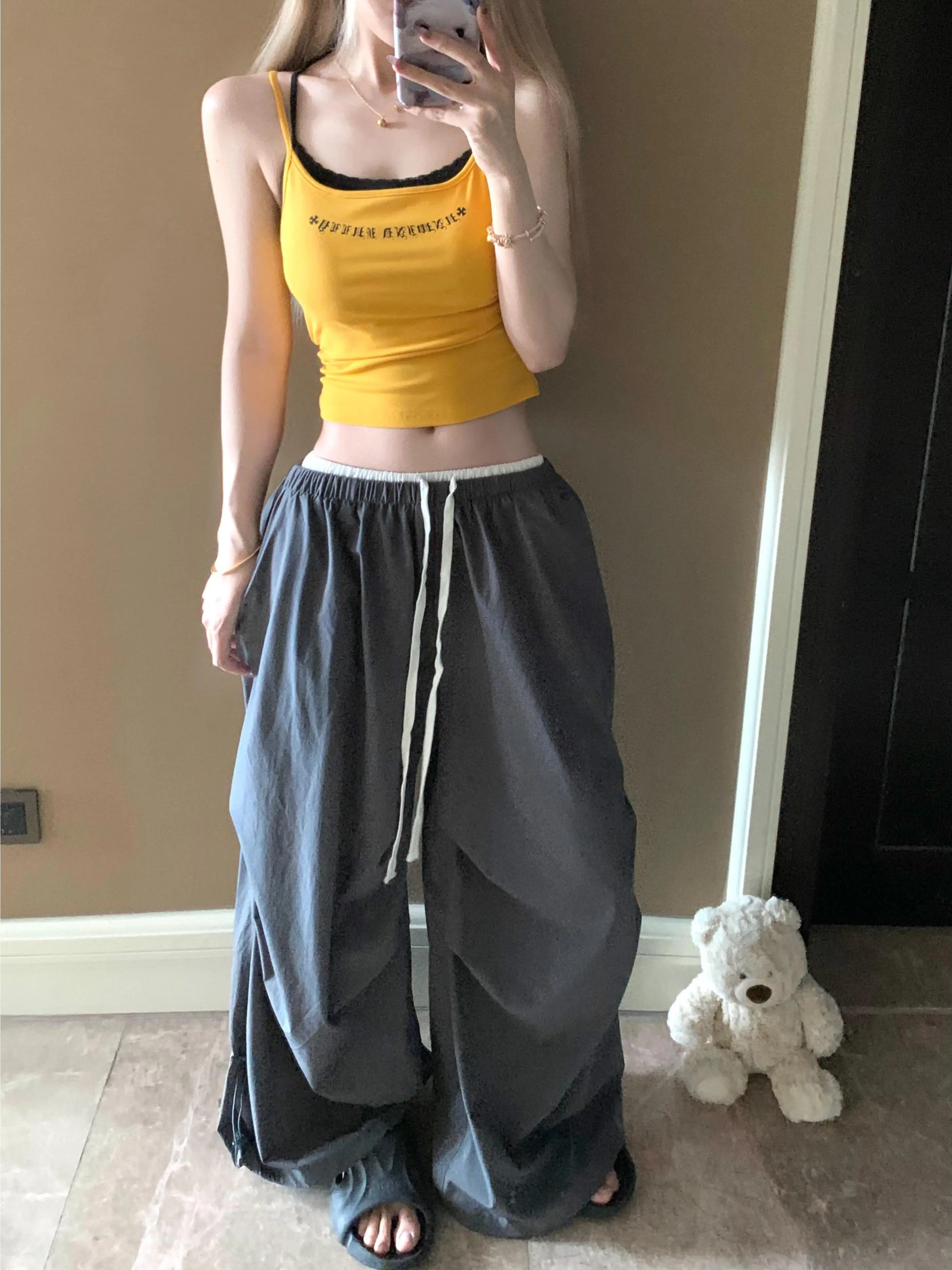 American Style High Waist Elastic Casual Pants Women Summer 2026 New Loose Drawstring Wide Leg Workwear Trousers
American Style High Waist Elastic Casual Pants Women Summer 2026 New Loose Drawstring Wide Leg Workwear Trousers