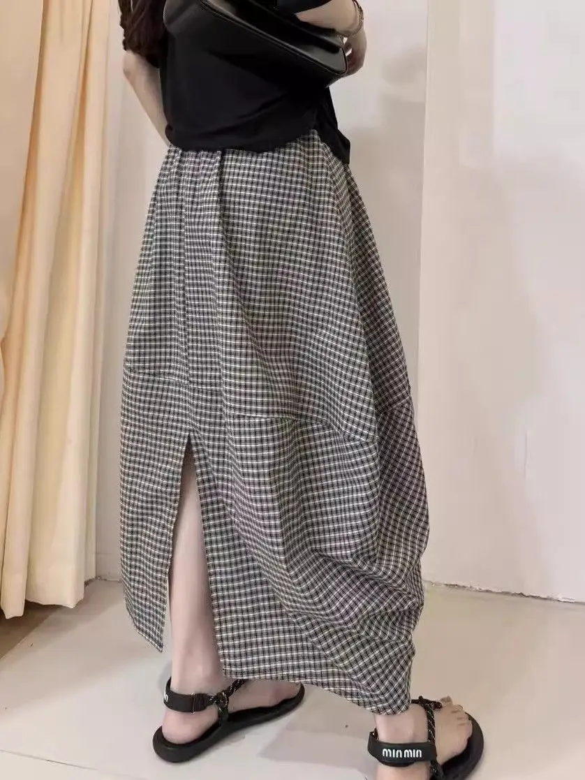 Versatile Plaid Contrasting Colors Simple Casual Long Dress High Waist Button Design Thin Skirt Women
Versatile Plaid Contrasting Colors Simple Casual Long Dress High Waist Button Design Thin Skirt Women