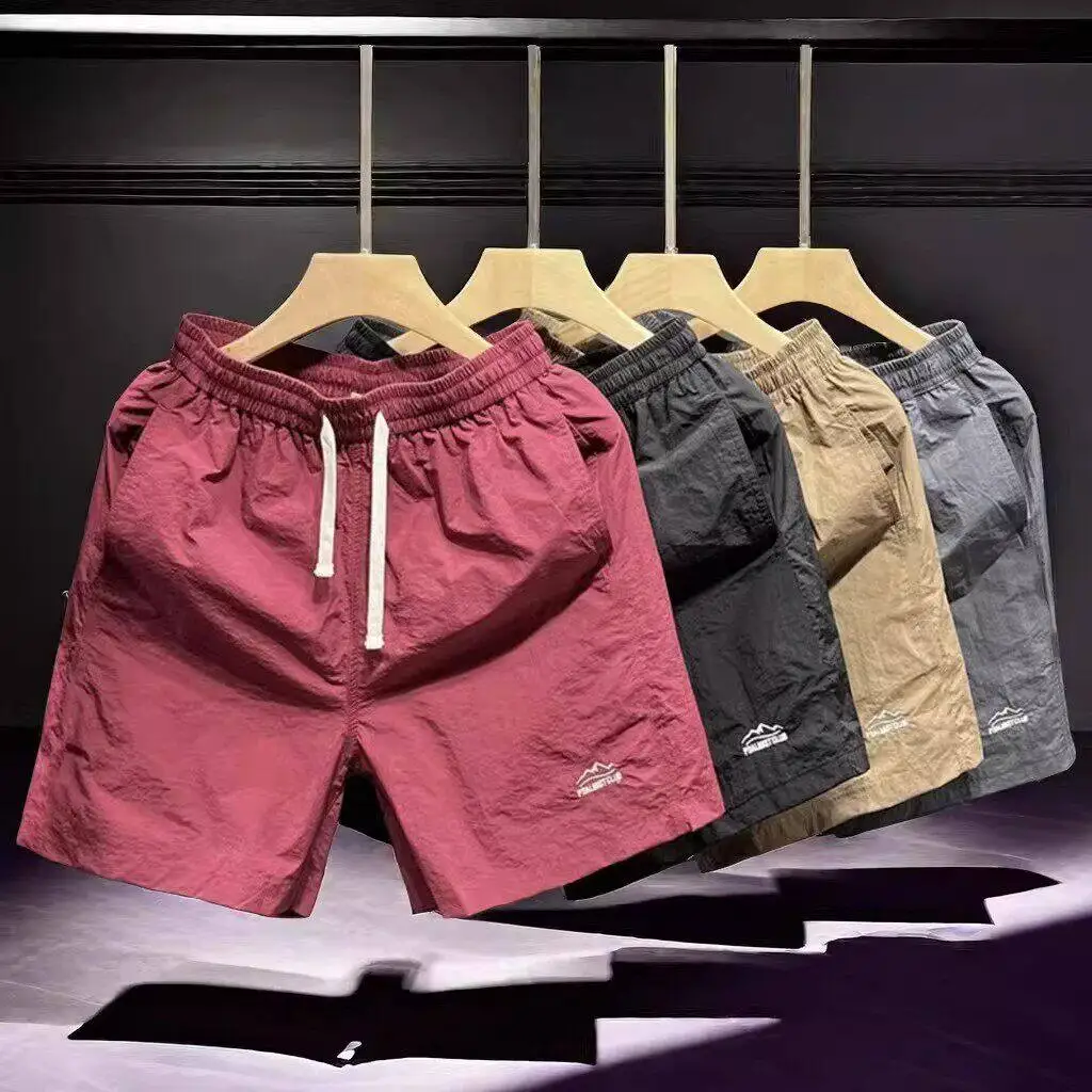 Ice Silk Four-Quarter Short Shorts Men's Summer Thin American Loose Sports Breathable Beach Five-Quarter Mid-Pants
Ice Silk Four-Quarter Short Shorts Men's Summer Thin American Loose Sports Breathable Beach Five-Quarter Mid-Pants
