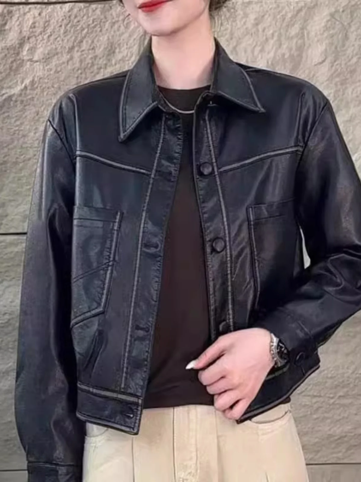 Женская кожаная куртка-косуха Ele ort Biker Jaet: модная, универсальная, с высоким воротником, осенняя новинка в стиле ретро
Женская кожаная куртка-косуха Ele ort Biker Jaet: модная, универсальная, с высоким воротником, осенняя новинка в стиле ретро