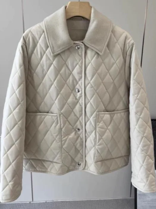 Женское повседневное тюлевое пальто с шерстяным воротником, осенне-зимняя теплая футболка с защитой от дурного узора, хлопковое пальто, прямой крой
Женское повседневное тюлевое пальто с шерстяным воротником, осенне-зимняя теплая футболка с защитой от дурного узора, хлопковое пальто, прямой крой