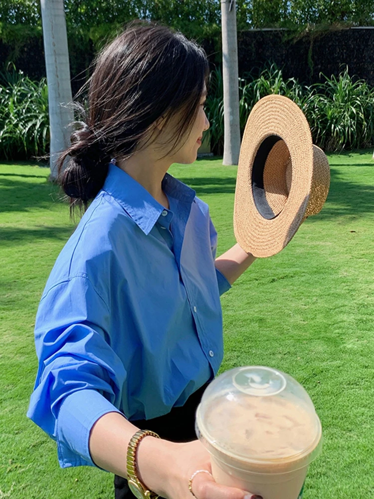 Синий женский свитер свободного кроя с длинным рукавом и воротником, однотонный, повседневный, весенний, стильный дизайн
Синий женский свитер свободного кроя с длинным рукавом и воротником, однотонный, повседневный, весенний, стильный дизайн