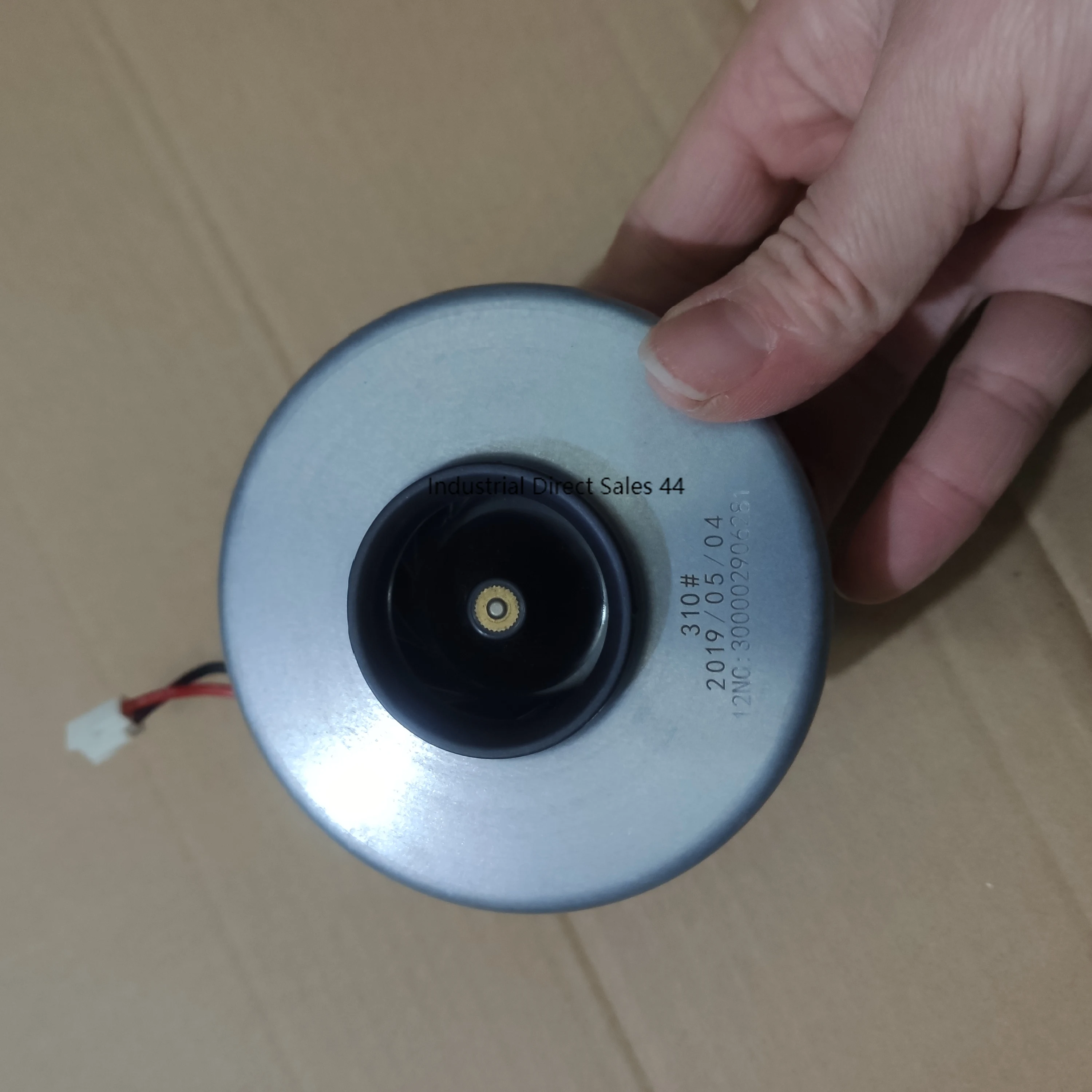 Подходит для аксессуаров для пылесосов, двигатель FC6726FC6727FC6728FC6729
Подходит для аксессуаров для пылесосов, двигатель FC6726FC6727FC6728FC6729