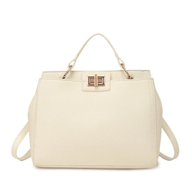 Elegant Trendy Crossbody Handbag For Women With Vintage Fashionable Letter Logo High-End Leather And Spacious Design
Elegant Trendy Crossbody Handbag For Women With Vintage Fashionable Letter Logo High-End Leather And Spacious Design