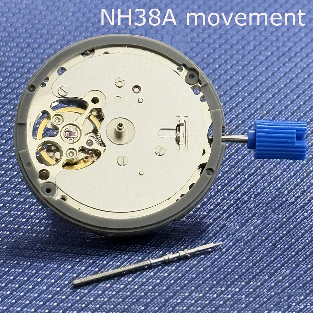 Дата совершенно новых высокоточных часов NH38A с автоматическим механическим механизмом были изменили на 3:00.
Дата совершенно новых высокоточных часов NH38A с автоматическим механическим механизмом были изменили на 3:00.