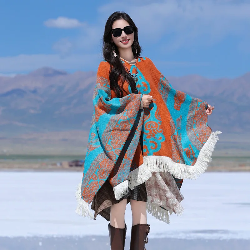Traveling Poncho Women's Poncho Shawl Ethnic Style Tassels Cloak Winter Warm Jacquard Outdoor Decoration Men Cape Blanket C9
Traveling Poncho Women's Poncho Shawl Ethnic Style Tassels Cloak Winter Warm Jacquard Outdoor Decoration Men Cape Blanket C9