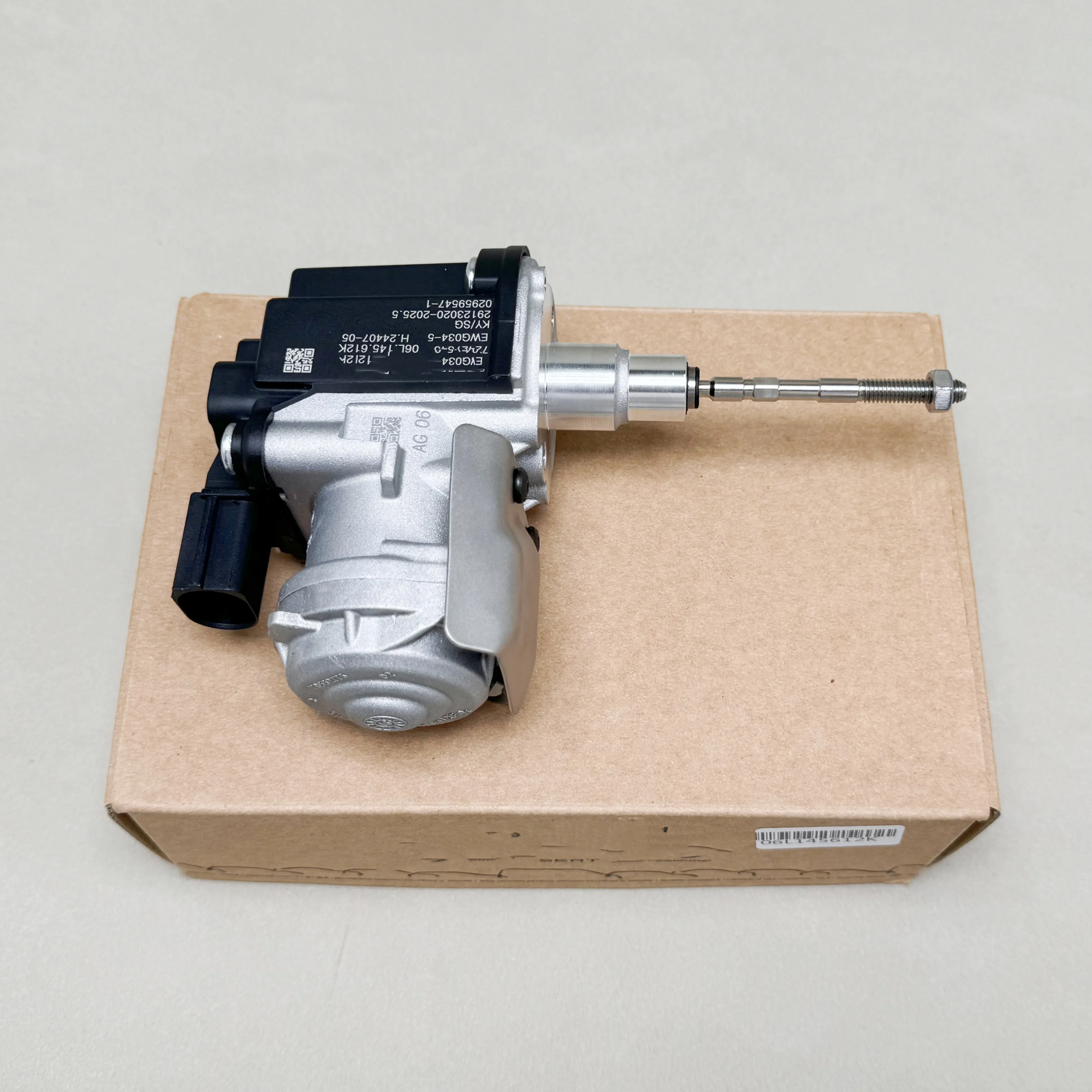 OEM Turbine wastegate actuator 06K145612E,06L145612K,06K145725R,06L145612M For Audi A4 A5 A6 A8 Q5 Q7 VW EA888 GEN3 Engine
OEM Turbine wastegate actuator 06K145612E,06L145612K,06K145725R,06L145612M For Audi A4 A5 A6 A8 Q5 Q7 VW EA888 GEN3 Engine