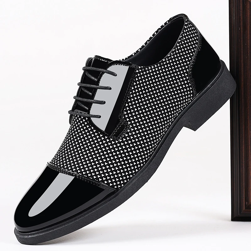 Classic Men Dress Shoes Slip on Black Leather Shoes for Men Plus Size Point Toe Business Casual Men Formal Shoes for Wedding
Classic Men Dress Shoes Slip on Black Leather Shoes for Men Plus Size Point Toe Business Casual Men Formal Shoes for Wedding