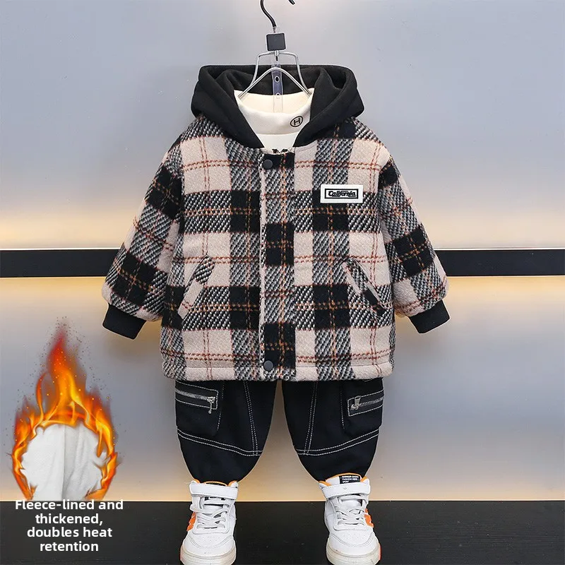 Модное шерстяное пальто в клетку для мальчиков, осенне-зимнее, с капюшоном, на хлопковой подкладке, приталенное, удлиненное, повседневная молодежная одежда
Модное шерстяное пальто в клетку для мальчиков, осенне-зимнее, с капюшоном, на хлопковой подкладке, приталенное, удлиненное, повседневная молодежная одежда