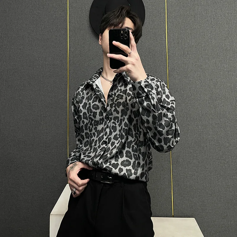 Spring Summer Iron Free Leopard Print Long Sve Men's irt Japanese Sle Loose Fit Printed Thin Cotton Casual Faion
Spring Summer Iron Free Leopard Print Long Sve Men's irt Japanese Sle Loose Fit Printed Thin Cotton Casual Faion