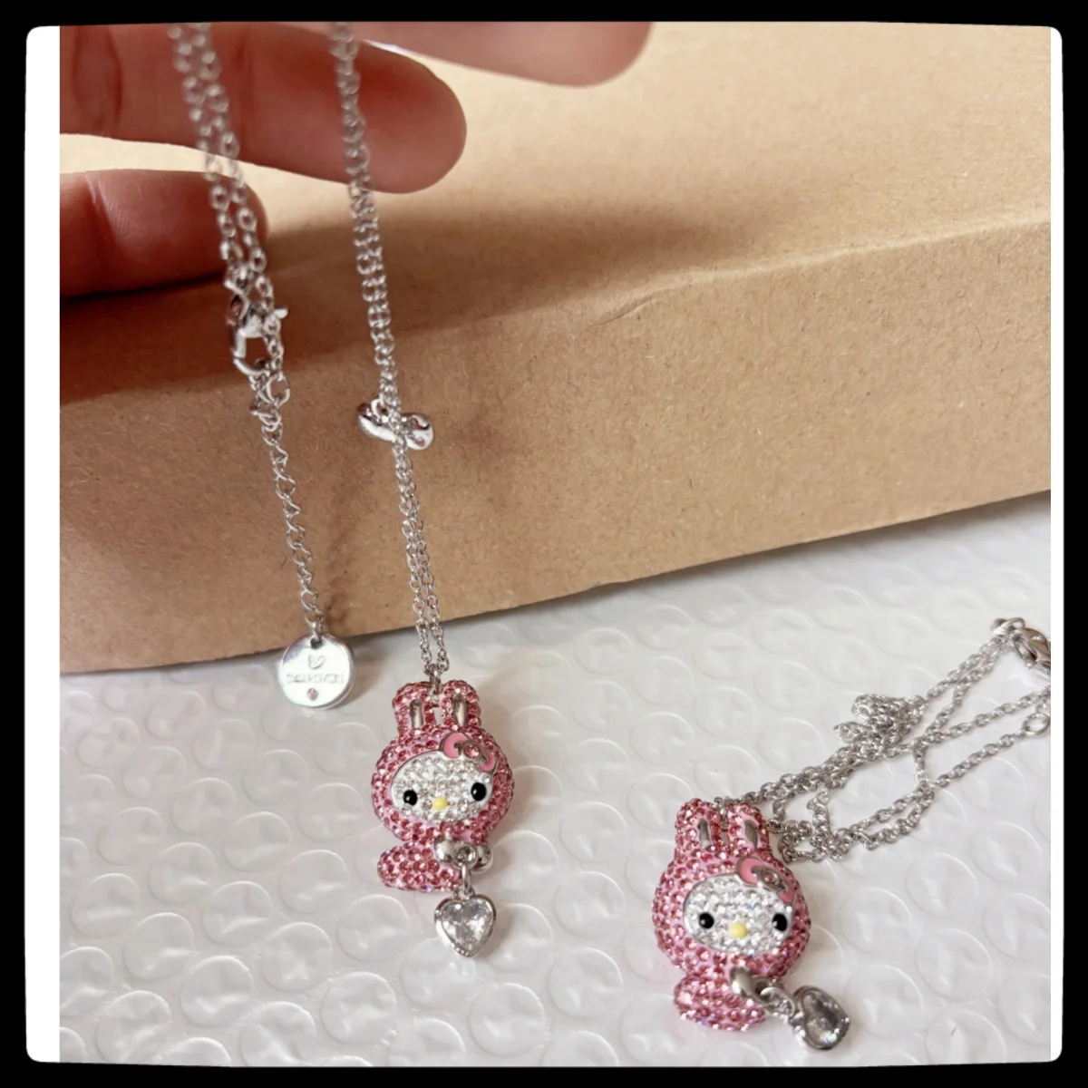 Kawaii Sanrio милый сладкий розовый кулон «Моя мелодия», ожерелье, цепочки на Хэллоуин для женщин, подарок на день рождения для подруги
Kawaii Sanrio милый сладкий розовый кулон «Моя мелодия», ожерелье, цепочки на Хэллоуин для женщин, подарок на день рождения для подруги
