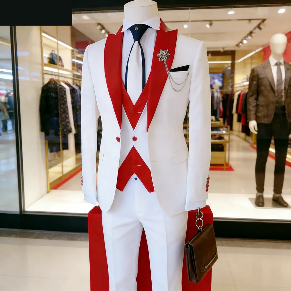 Мужской костюм-тройка для торжественных мероприятий: смокинг, жилет и брюки для жениха и свадебных гостей
Мужской костюм-тройка для торжественных мероприятий: смокинг, жилет и брюки для жениха и свадебных гостей