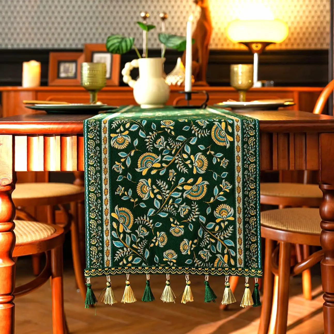 Retro-Luxury Tassels Series Table Runners, Vintage Floral Soft Luxury Table Runners for Kitchen Dining Table Holiday Decoration
Retro-Luxury Tassels Series Table Runners, Vintage Floral Soft Luxury Table Runners for Kitchen Dining Table Holiday Decoration