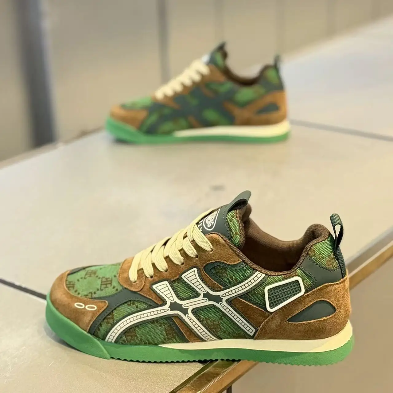 Men's Summer Breathable Lightweight Soft Bottom Casual Shoes Youth Versatile Low Top Board Shoes Korean Style Sport Leisure
Men's Summer Breathable Lightweight Soft Bottom Casual Shoes Youth Versatile Low Top Board Shoes Korean Style Sport Leisure