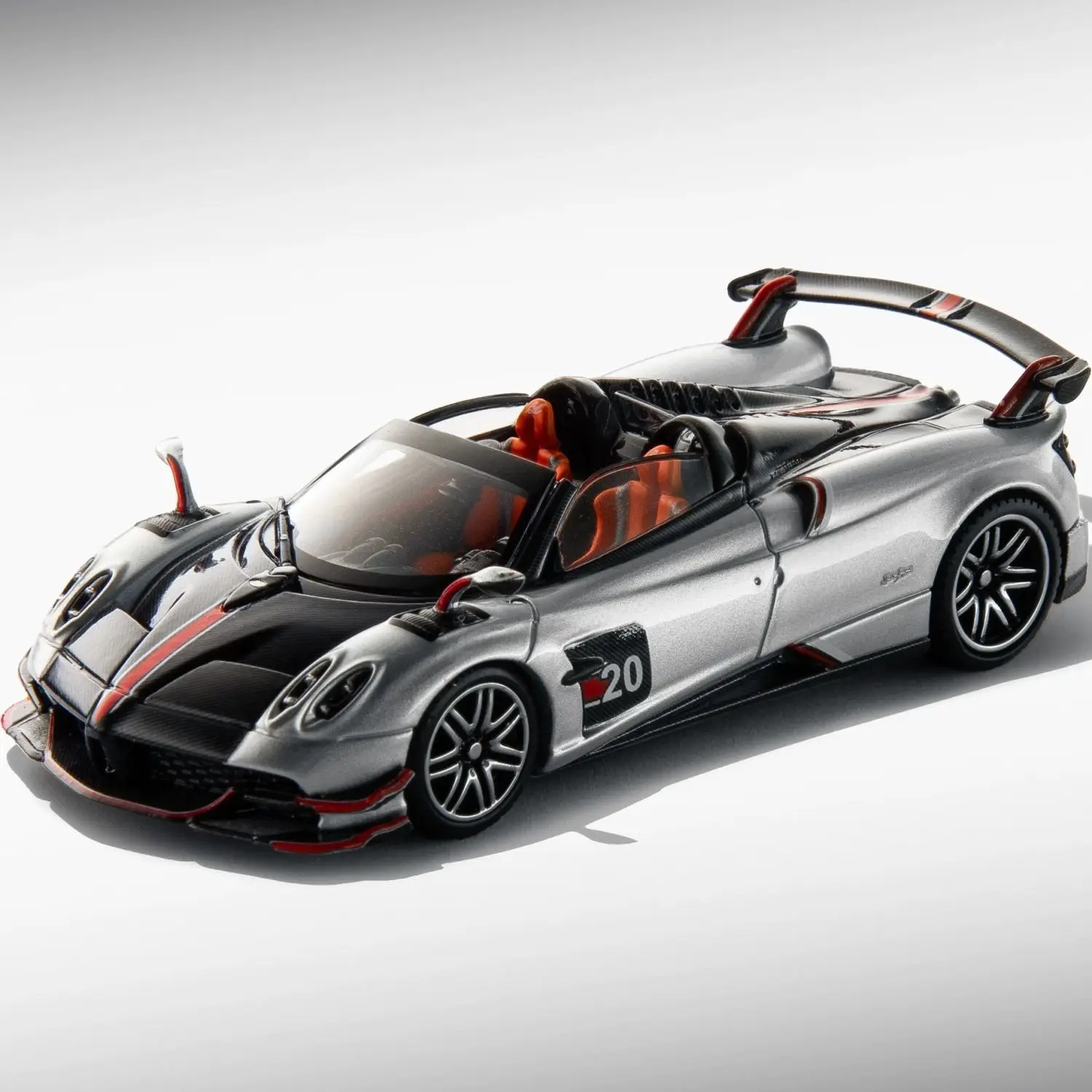 LCD 1:64 Pagani Huayra convertible BC supercar alloy car model
LCD 1:64 Pagani Huayra convertible BC supercar alloy car model