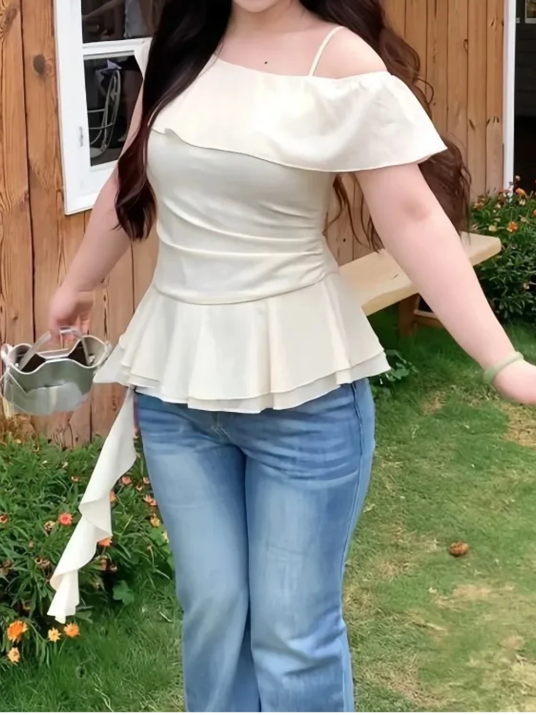 plus Size Women's Korean Style One Shoulder T-Shirt Slimming Waist Chic Summer New Arrival Meat Covering Fashionable Top
plus Size Women's Korean Style One Shoulder T-Shirt Slimming Waist Chic Summer New Arrival Meat Covering Fashionable Top