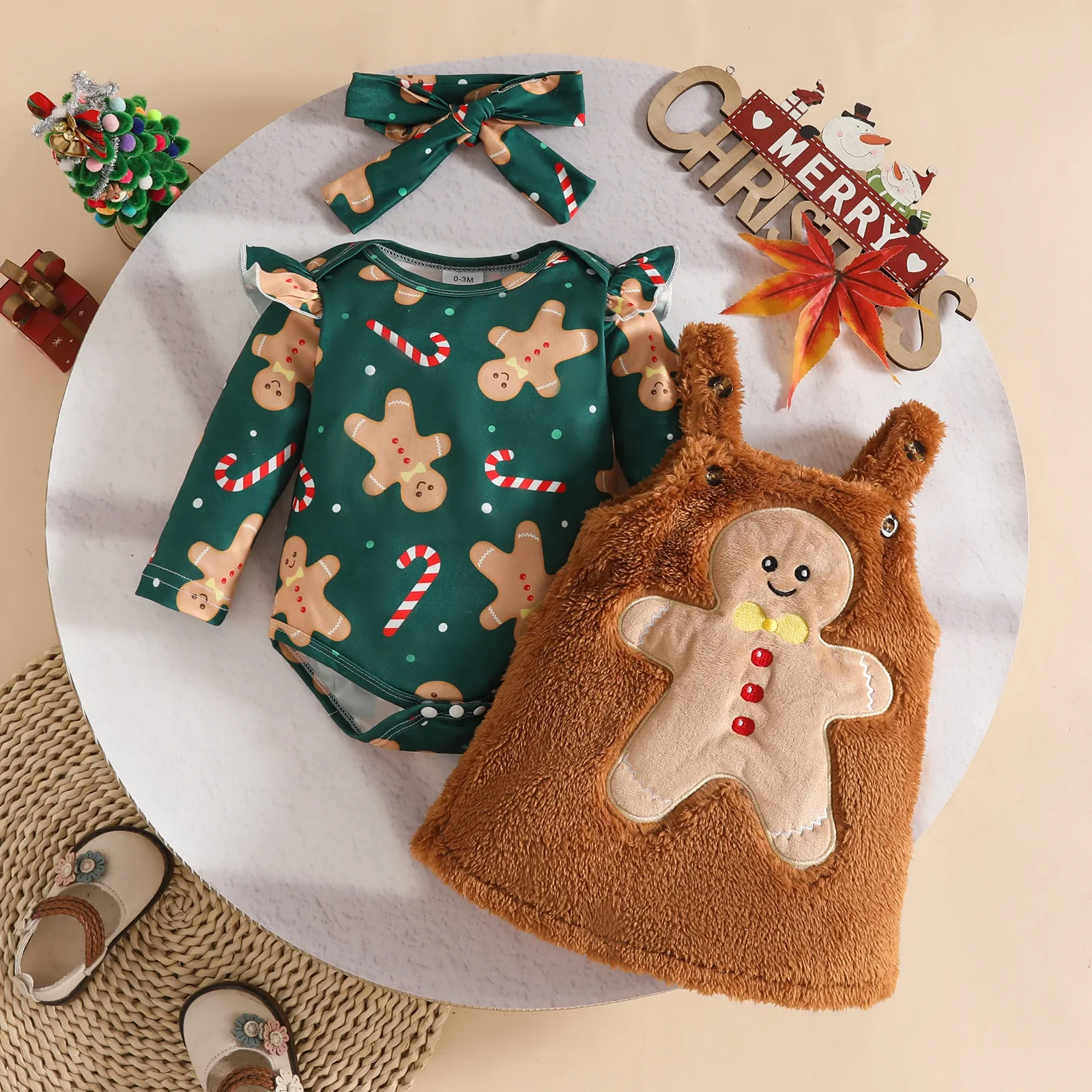 Gingerbread Baby Girl Christmas Set Fluffy Fleece Dress & Long Sleeve Bodysuit & Bow Headband 0-18M Infant Holiday Costume
Gingerbread Baby Girl Christmas Set Fluffy Fleece Dress & Long Sleeve Bodysuit & Bow Headband 0-18M Infant Holiday Costume