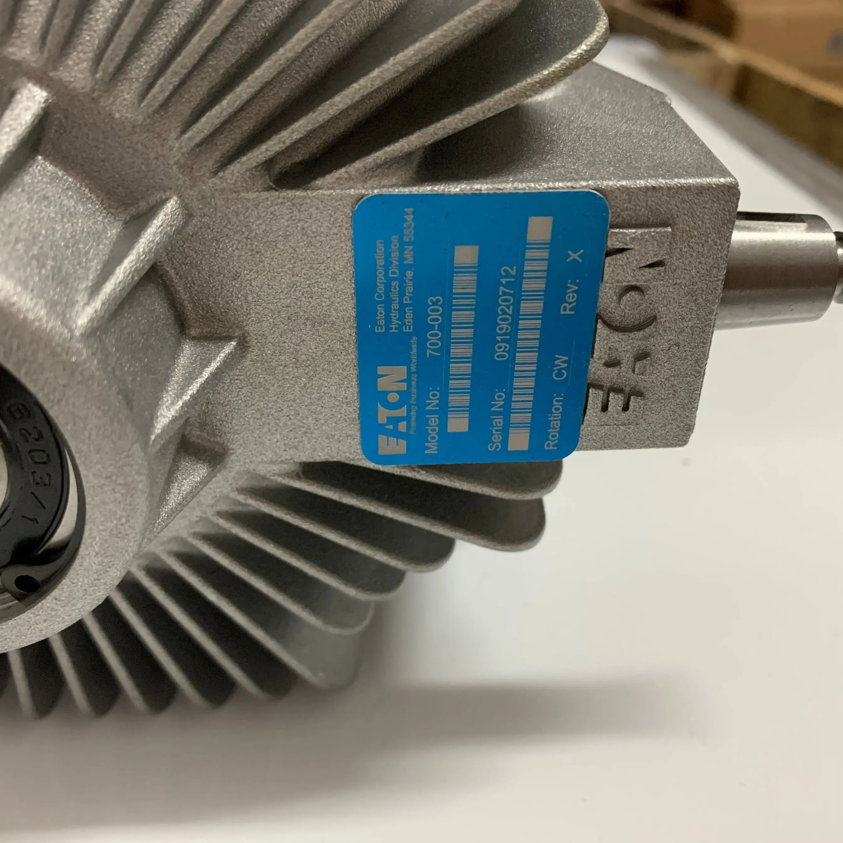 700-003 700003 Гидростатический привод EATONļ Оригинальный картридж IH Hydraforce Sun Hydraulics на складе
700-003 700003 Гидростатический привод EATONļ Оригинальный картридж IH Hydraforce Sun Hydraulics на складе