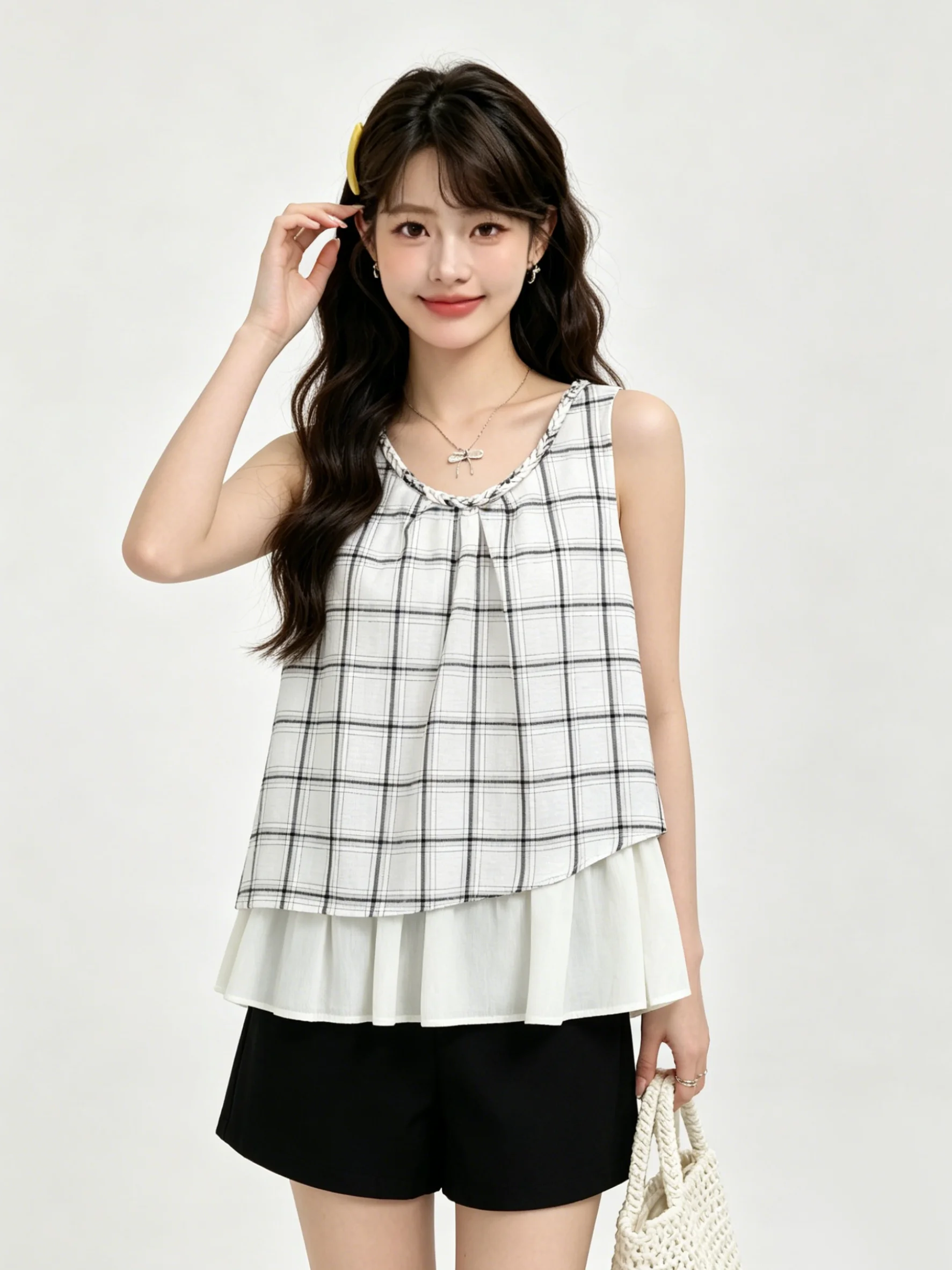 Casual Korean Style Patchwork Women's Vest Top Summer Outerwear Breathable Lace Hemline Slimming Trendy Versatile Summer Shirt
Casual Korean Style Patchwork Women's Vest Top Summer Outerwear Breathable Lace Hemline Slimming Trendy Versatile Summer Shirt