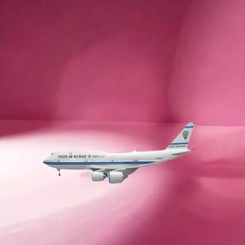 Модель самолета, игрушка, масштаб 1/150, 47 см, литая под давлением смола, 747 B747 состояние Кувейта, модель авиакомпании, светодиодная подсветка и шасси на колесах
Модель самолета, игрушка, масштаб 1/150, 47 см, литая под давлением смола, 747 B747 состояние Кувейта, модель авиакомпании, светодиодная подсветка и шасси на колесах
