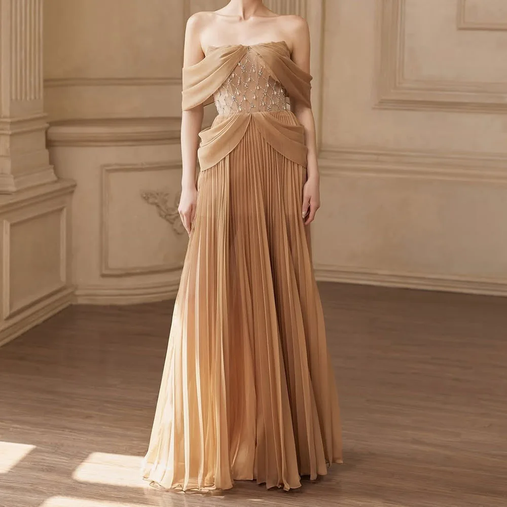 Customized A-Line Prom Dresses Floor-Length Off The Shoulder Sleeveless Evening Gown Fashion Crystal Backless Draped Party Gown
Customized A-Line Prom Dresses Floor-Length Off The Shoulder Sleeveless Evening Gown Fashion Crystal Backless Draped Party Gown