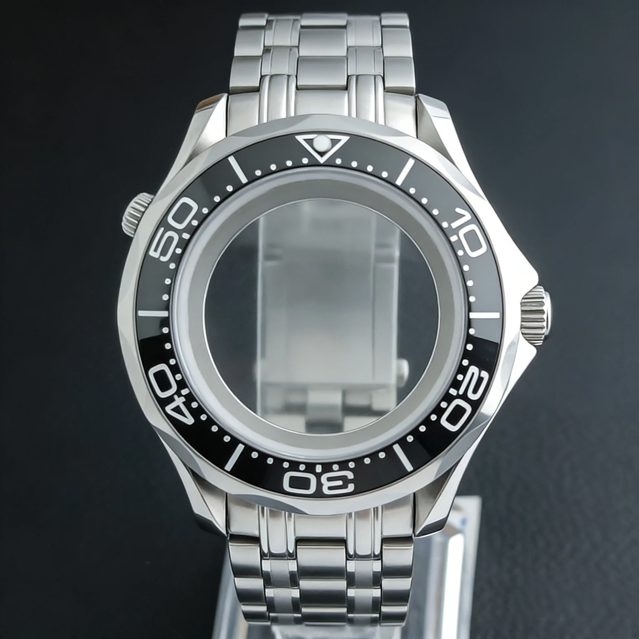 NH35 42mm Watch Case Stainless steel Diving Men's watches Fits NH35/NH36 movement Watch Box 20mm strap Watch accessories
NH35 42mm Watch Case Stainless steel Diving Men's watches Fits NH35/NH36 movement Watch Box 20mm strap Watch accessories