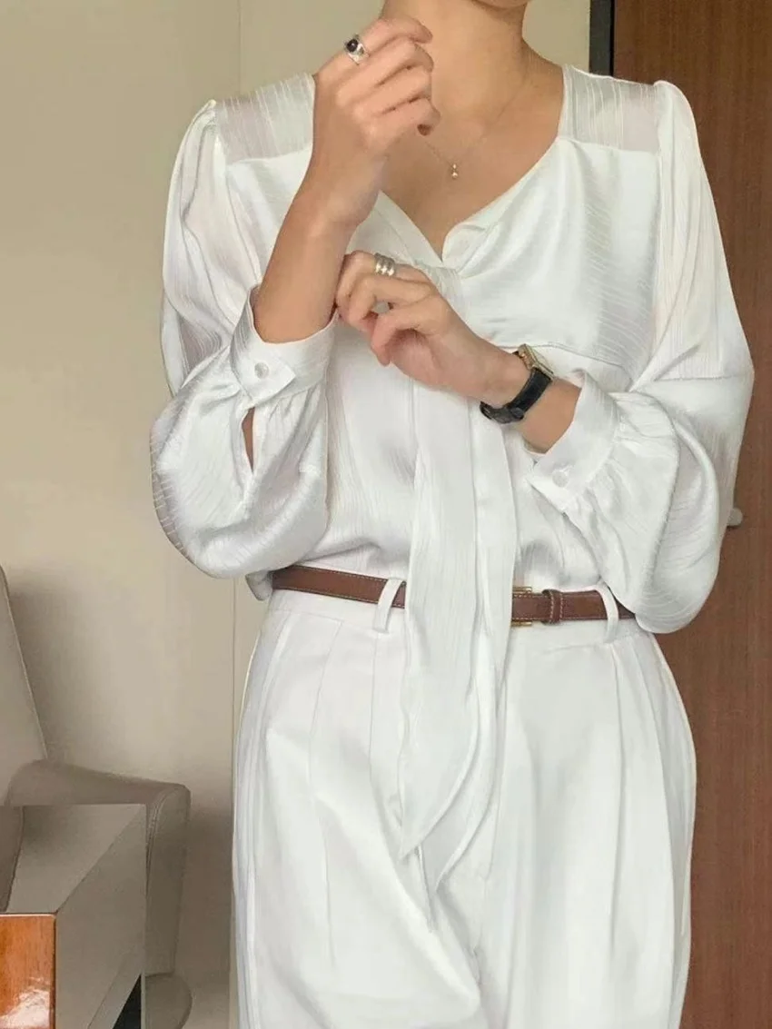 Alien Kitty Minimalist Work Wear Shirts Women Elegant Spring 2026 Gentle Slim Office Lady Chic All Match Casual New Daily
Alien Kitty Minimalist Work Wear Shirts Women Elegant Spring 2026 Gentle Slim Office Lady Chic All Match Casual New Daily