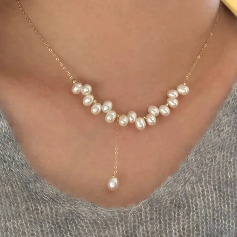 Baroque 37-hole Special-shaped Freshwater Pearl Necklace Women's Niche Design Sense Fashion Irregular Pearl Collarbone Chain
Baroque 37-hole Special-shaped Freshwater Pearl Necklace Women's Niche Design Sense Fashion Irregular Pearl Collarbone Chain