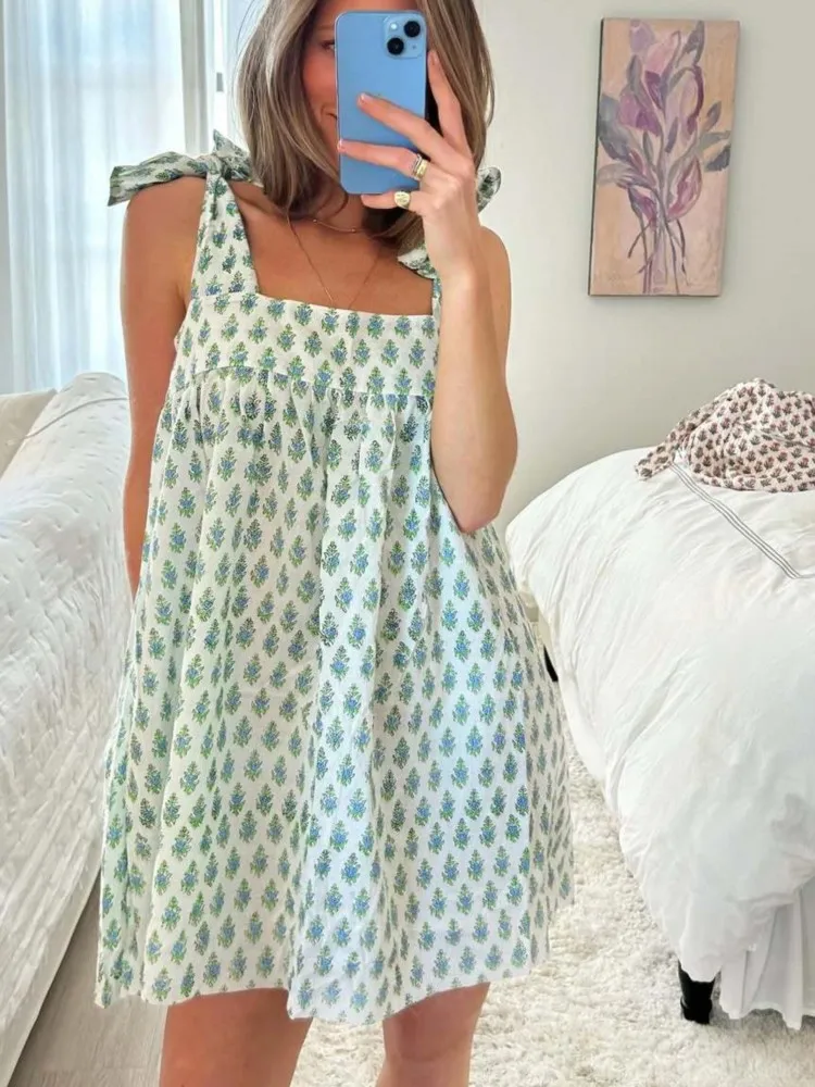 Women Floral Tie Shoulder Mini Dresses New Bow Square Neck Babydoll Dress Boho Flowy Sundress 2025 Summer Beach Holiday Vestidos
Women Floral Tie Shoulder Mini Dresses New Bow Square Neck Babydoll Dress Boho Flowy Sundress 2025 Summer Beach Holiday Vestidos