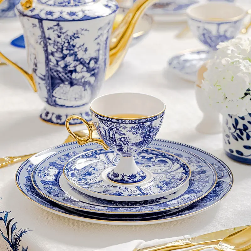 A5.14 Wedding housewarming gift ceramic blue and white gold-painted coffee cup and saucer
A5.14 Wedding housewarming gift ceramic blue and white gold-painted coffee cup and saucer