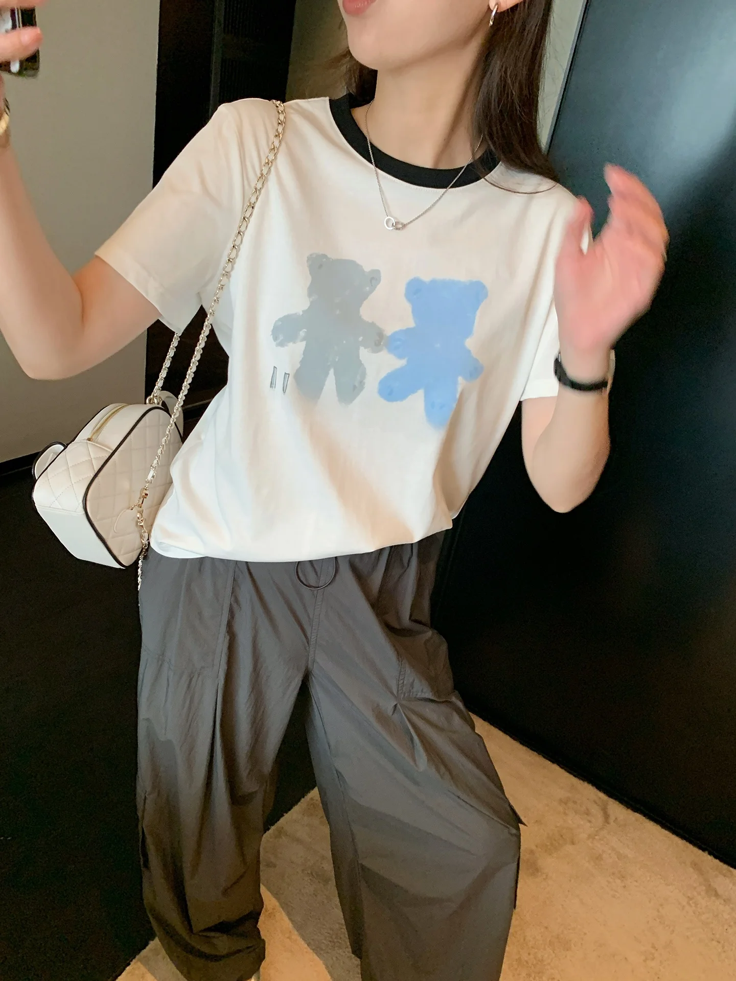 Cotton Bear Cartoon T-irt Women's ort Sve Letter Print Casual Sle Faionable round Ne Top for Summer
Cotton Bear Cartoon T-irt Women's ort Sve Letter Print Casual Sle Faionable round Ne Top for Summer