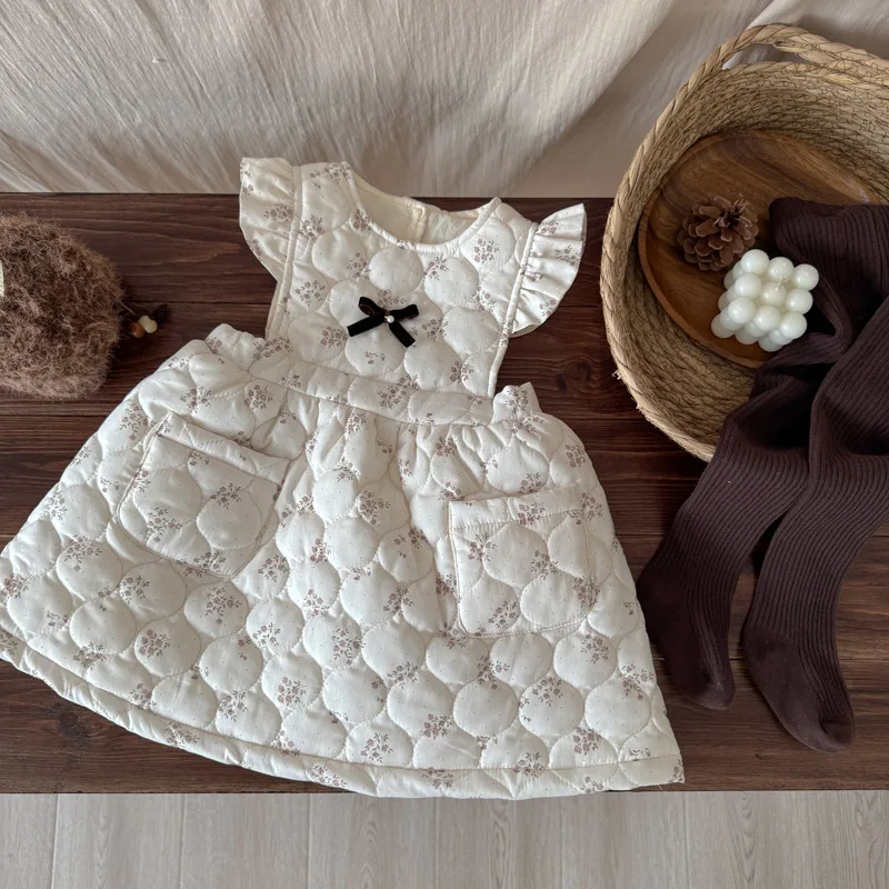 2025 Winter New Kids Girls Sleeveless Strap Dress Thick Warm Children Cotton Padded Dress Baby Girl Floral Princess Dress
2025 Winter New Kids Girls Sleeveless Strap Dress Thick Warm Children Cotton Padded Dress Baby Girl Floral Princess Dress