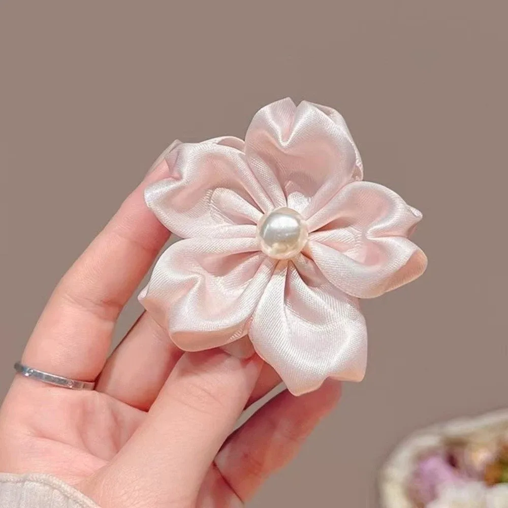 4PCS/set Fashion Pearl Pink Sakura Hairpins Headwear Satin Floral Side Hair Clips Flower Hairpins Women
4PCS/set Fashion Pearl Pink Sakura Hairpins Headwear Satin Floral Side Hair Clips Flower Hairpins Women