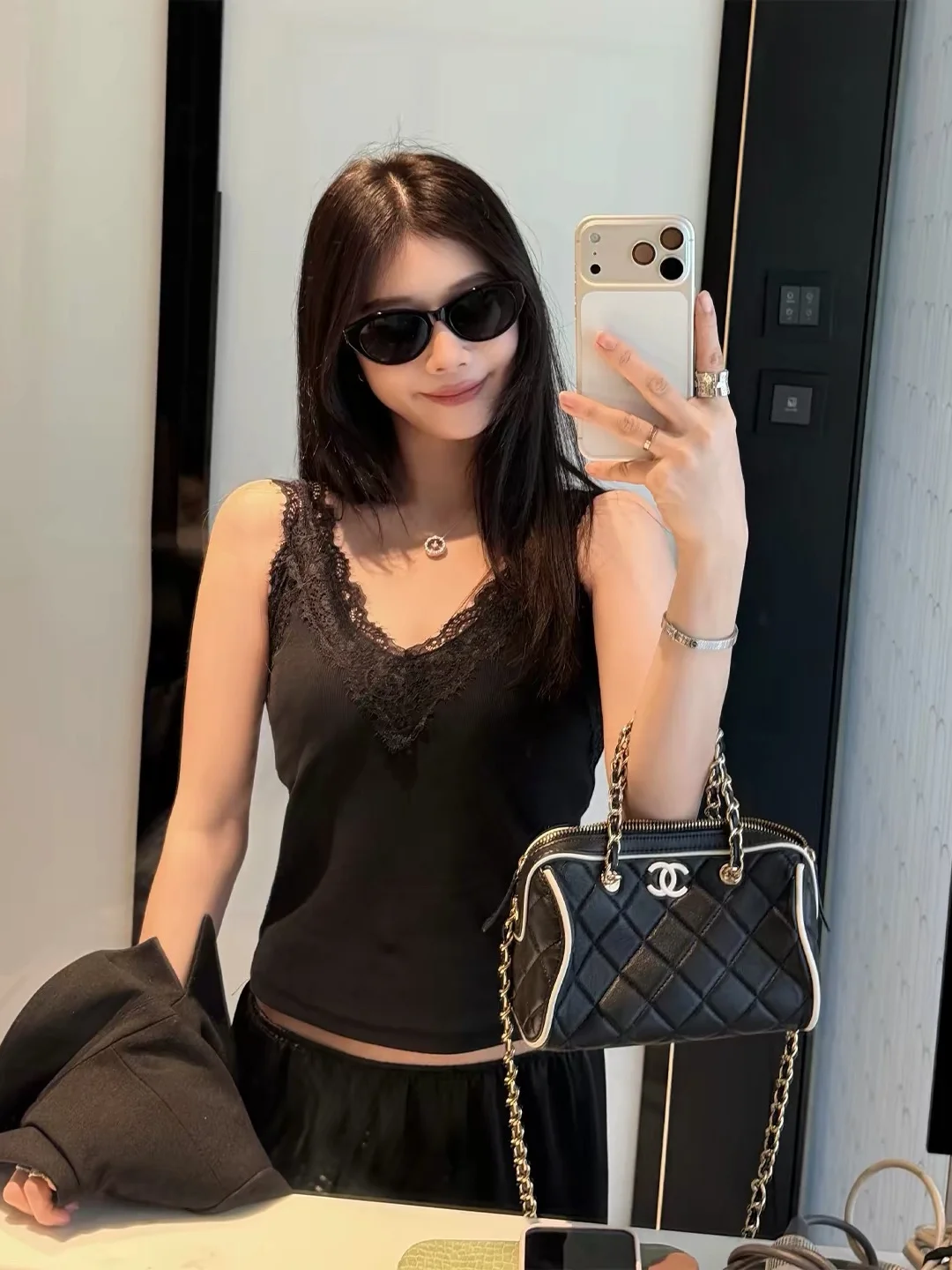 Women's Slim Fit Tank Top Lace Trim 95 Cotton Base Layer Shirt Summer New Style Inner Wear Bottoming Simple Style Casual Wear
Women's Slim Fit Tank Top Lace Trim 95 Cotton Base Layer Shirt Summer New Style Inner Wear Bottoming Simple Style Casual Wear