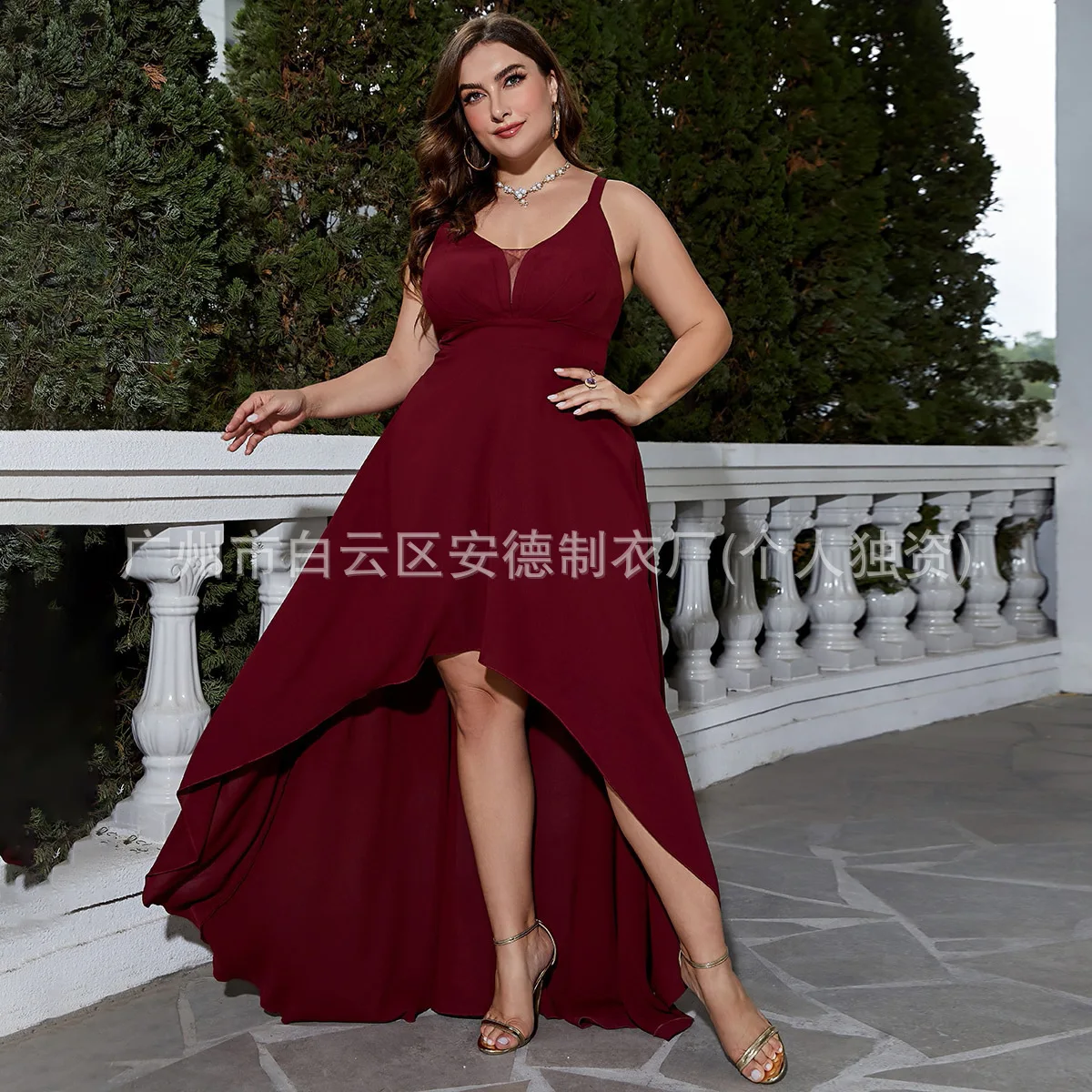 Large Size Women's New Sexy V-neck Dress Backless Dress Irregular Front Short Back Long Bridesmaid Summer Elegantes Casual Y2k
Large Size Women's New Sexy V-neck Dress Backless Dress Irregular Front Short Back Long Bridesmaid Summer Elegantes Casual Y2k