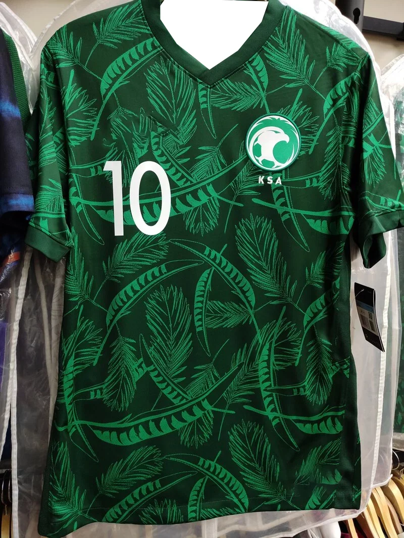 2025 Hot-selling New Saudi National Team Jersey Outdoor Training Breathable Sweat-absorbing Quick-drying Short-sleeved T-shirt
2025 Hot-selling New Saudi National Team Jersey Outdoor Training Breathable Sweat-absorbing Quick-drying Short-sleeved T-shirt