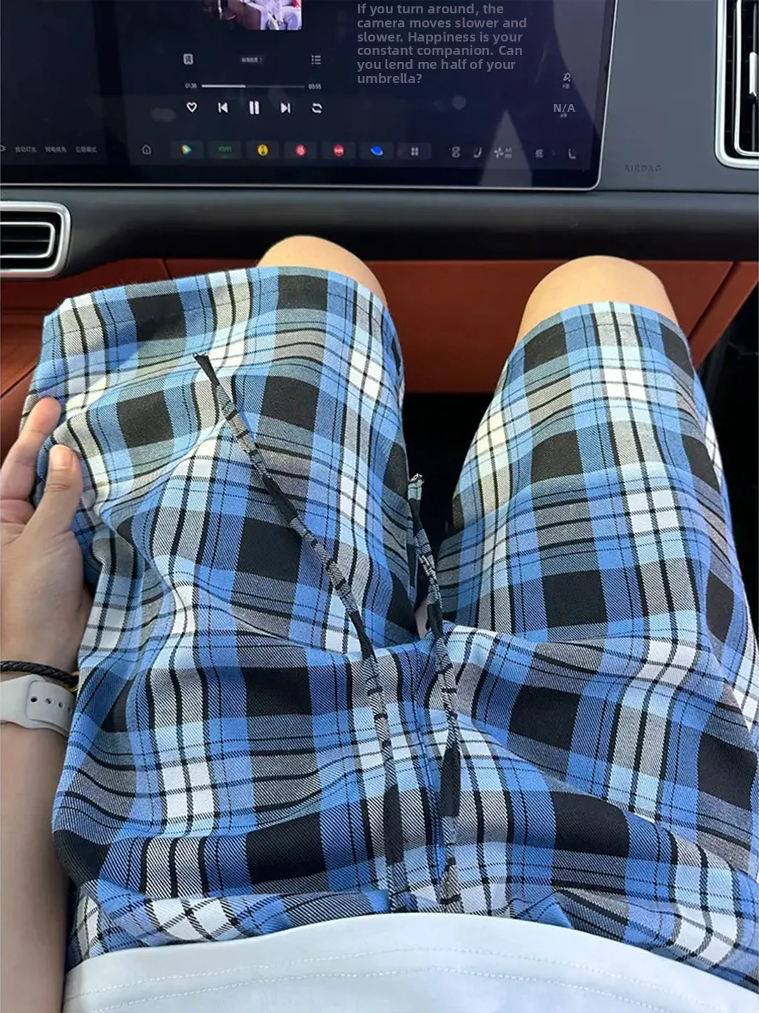 American Retro Blue Plaid Men's Shorts Casual Five-Quarter Length Beach Vacation Beachwear Loose Fit mid Waist Polyester Cott...
American Retro Blue Plaid Men's Shorts Casual Five-Quarter Length Beach Vacation Beachwear Loose Fit mid Waist Polyester Cott...