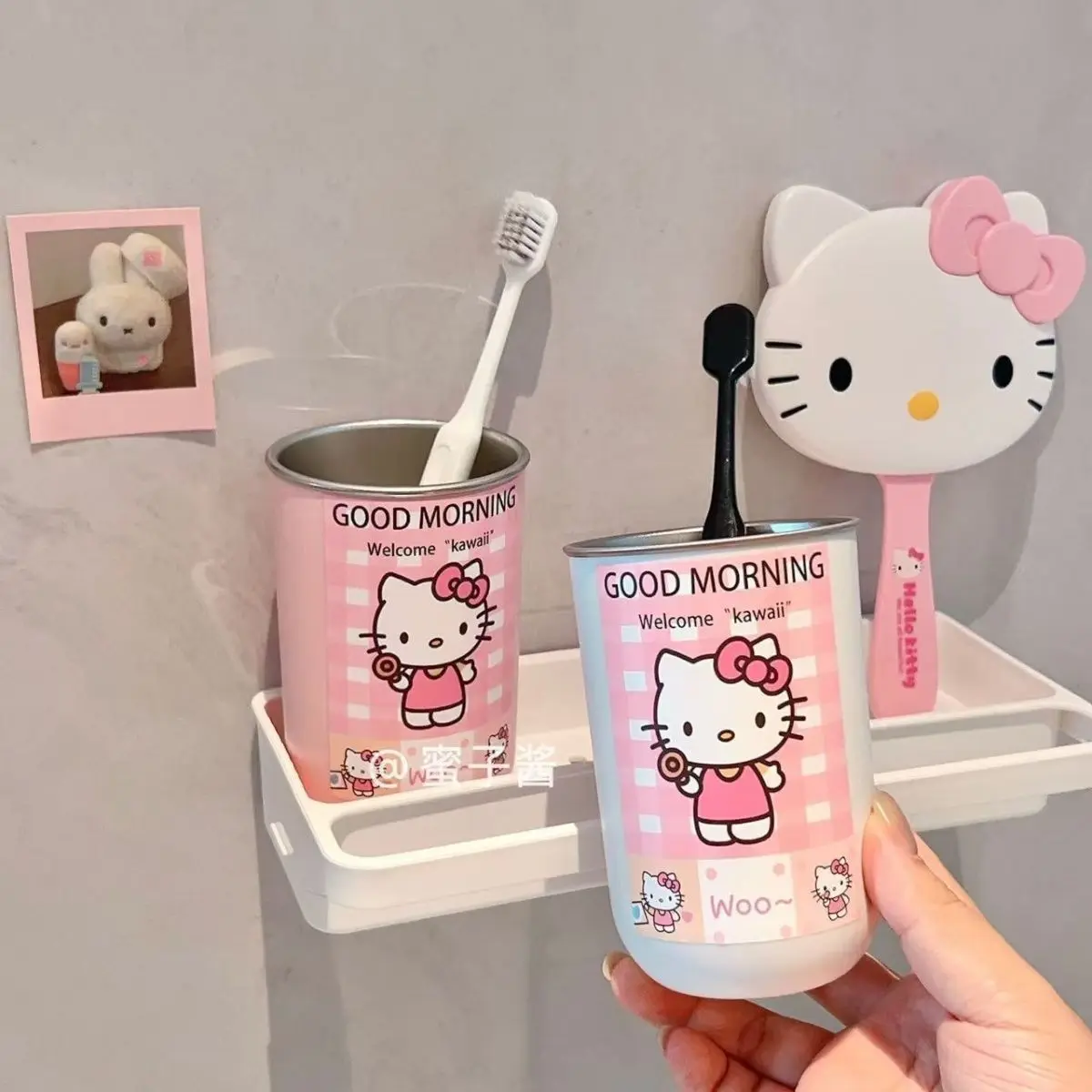 Hello Kitty Toothbrush Cup Drop Resistant Cute High-quality Bathroom Mug Durable Bathroom Accessories Practical Sister Gifts
Hello Kitty Toothbrush Cup Drop Resistant Cute High-quality Bathroom Mug Durable Bathroom Accessories Practical Sister Gifts