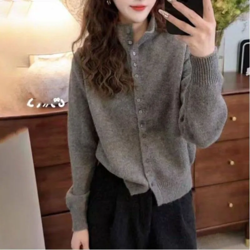 Autumn and Winter Cardigan Semi High Neck Sweater for Women 2025 New Winter Hot Item Lazy Knit Sweater Top for Women
Autumn and Winter Cardigan Semi High Neck Sweater for Women 2025 New Winter Hot Item Lazy Knit Sweater Top for Women