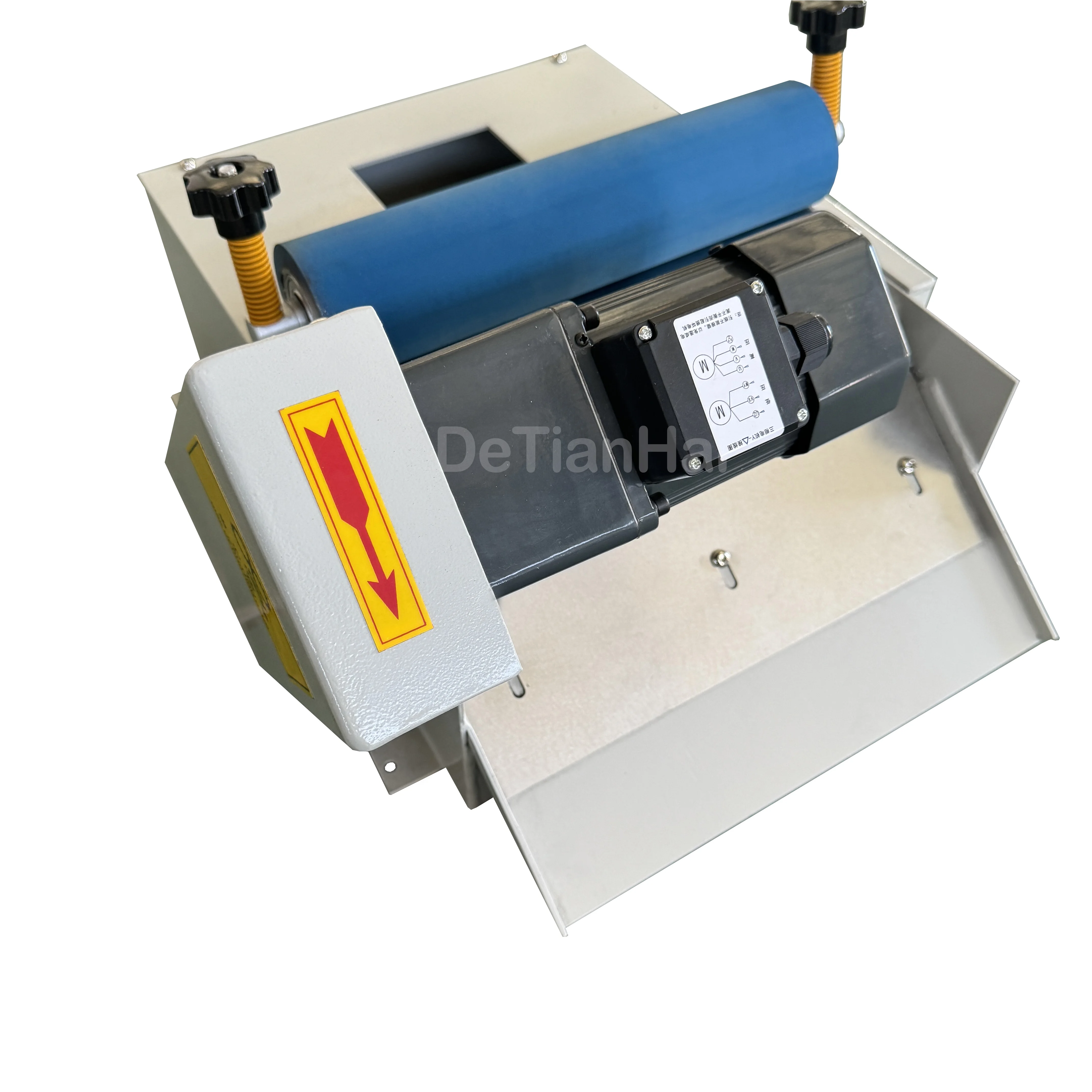 Магнитный роликовый сепаратор высокой интенсивности, сухой тип, высокий градиент для порошка и гранул, заводская цена
Магнитный роликовый сепаратор высокой интенсивности, сухой тип, высокий градиент для порошка и гранул, заводская цена