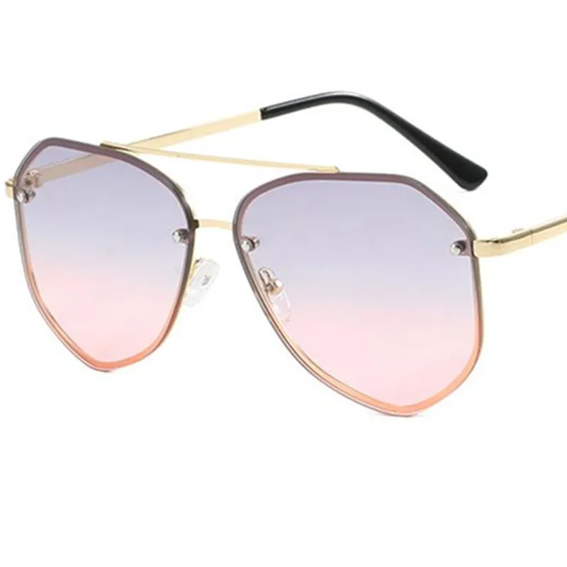 Fashion Sunglasses Double Beam Sun Glasses Anti-UV Spectacles Alloy Frame Eyeglasses Personality Gradient Lens Ornamental
Fashion Sunglasses Double Beam Sun Glasses Anti-UV Spectacles Alloy Frame Eyeglasses Personality Gradient Lens Ornamental