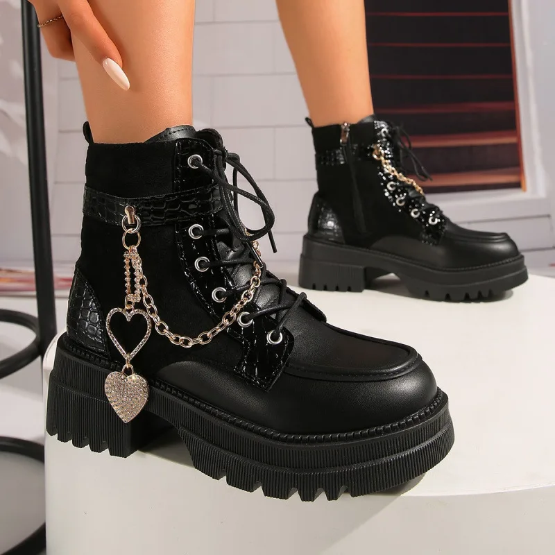 Womens Gothic Spliced Platform Ankle Boots Heart Chain Lace Up Side Zipper Combat Boots Punk Streetwear Block Heel Short Booties
Womens Gothic Spliced Platform Ankle Boots Heart Chain Lace Up Side Zipper Combat Boots Punk Streetwear Block Heel Short Booties