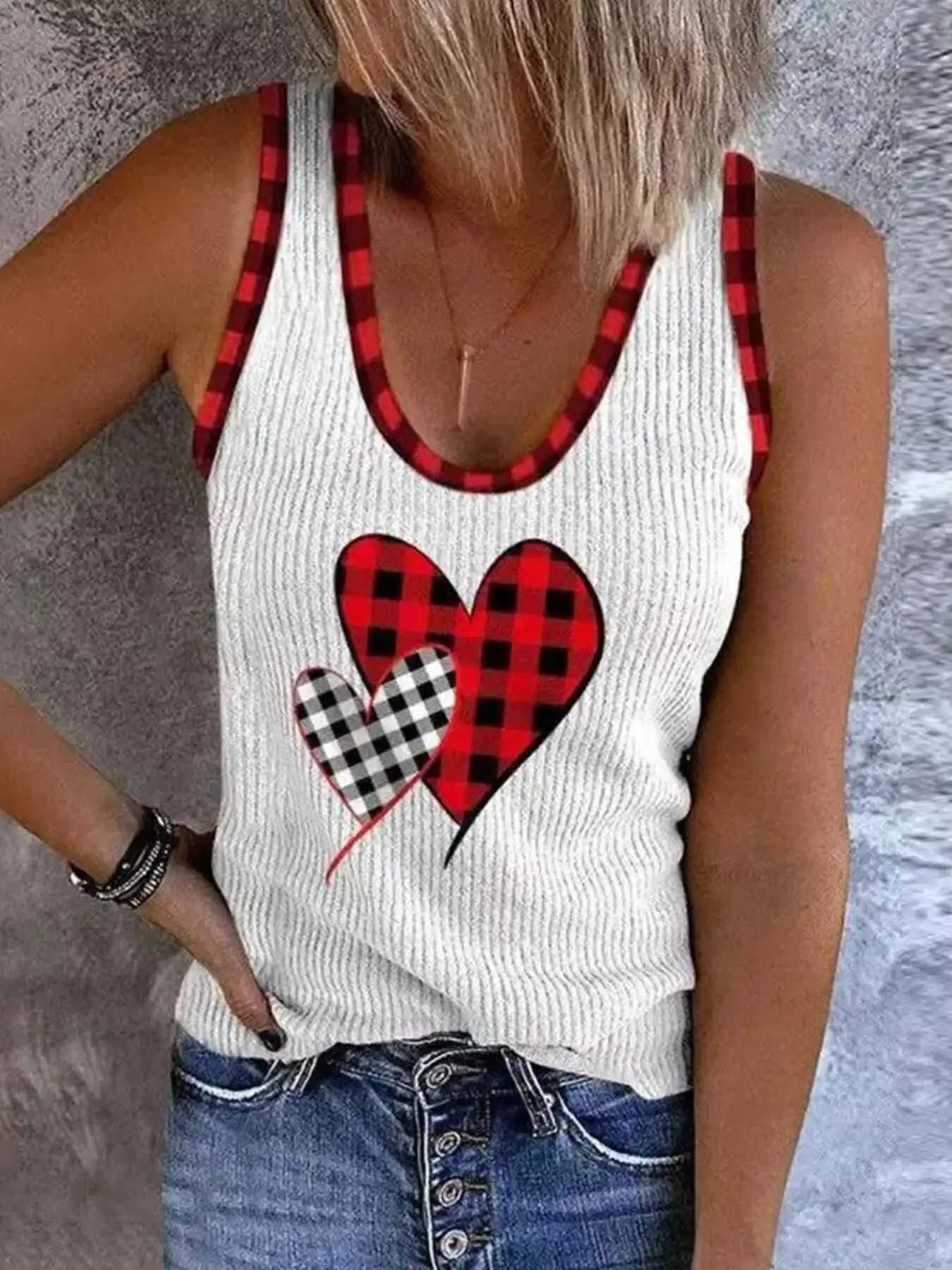Women's Tank Top Spring Summer White Ribbed Red Black Plaid Trim V Neck Heart Print Cute Stylish Daily Casual Top
Women's Tank Top Spring Summer White Ribbed Red Black Plaid Trim V Neck Heart Print Cute Stylish Daily Casual Top