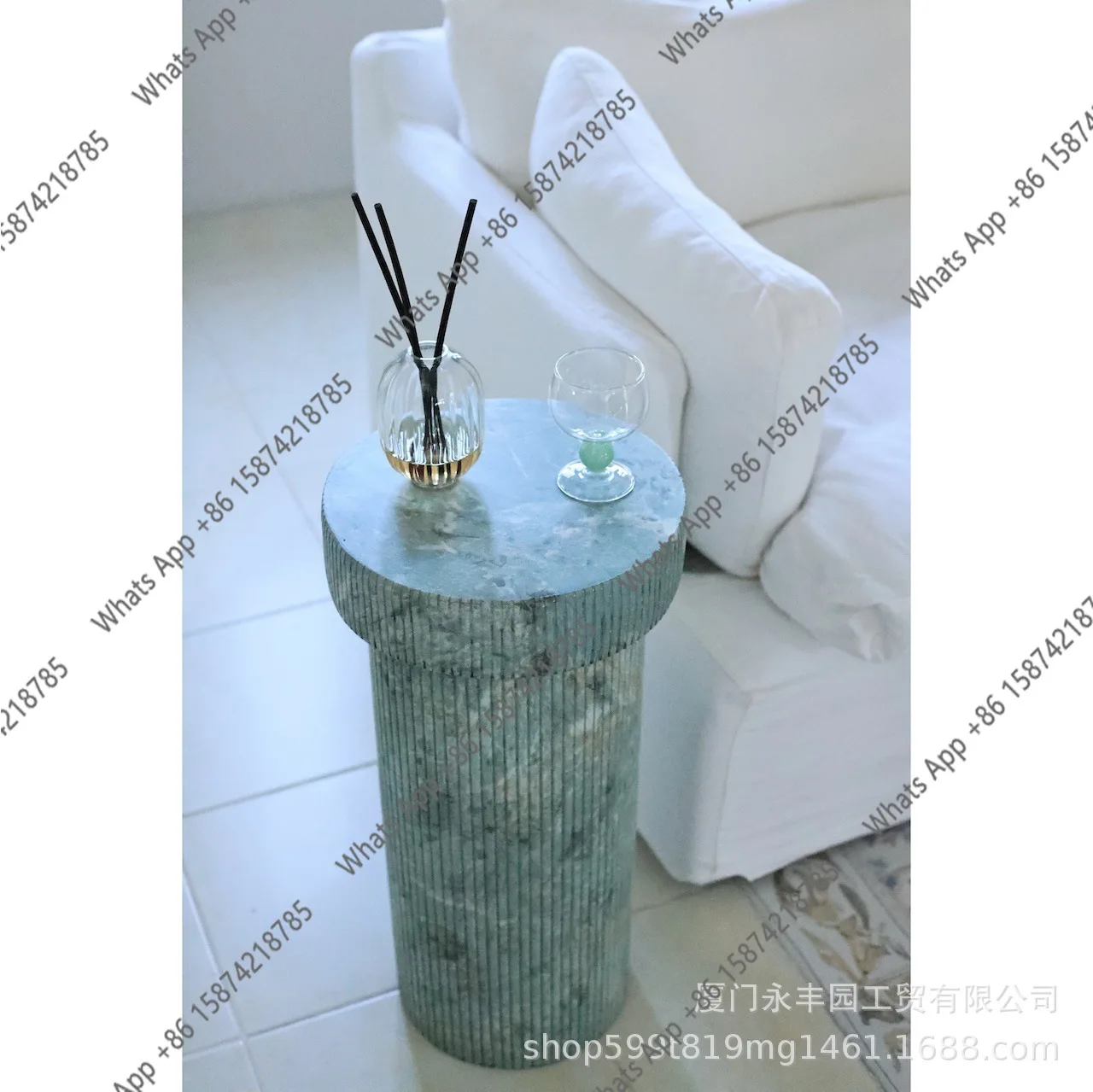 Retro green side table side table living room imitation marble Roman column coffee table design art medieval designer
Retro green side table side table living room imitation marble Roman column coffee table design art medieval designer